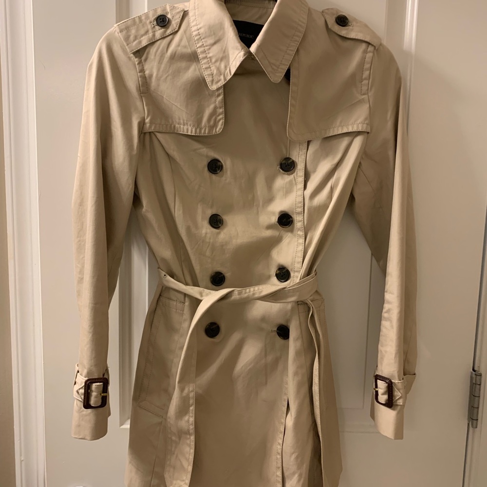 Banana Republic Tan Trench Coat